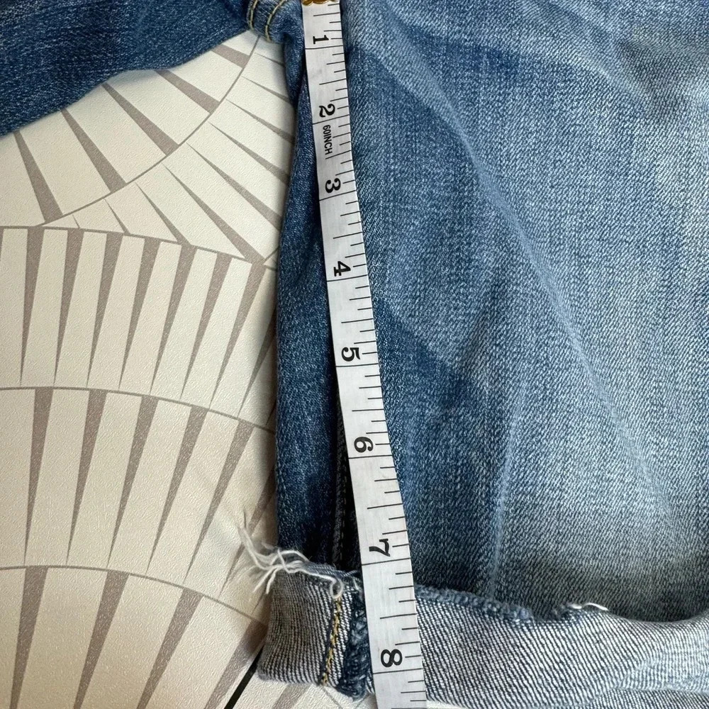 American Eagle Women’s Jean Shorts Size 8 Cuffed Hem Inseam 8 inches - Picture 5 of 5